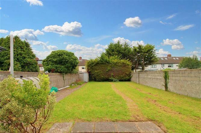 53 Kincora Drive, Clontarf, Dublin 3