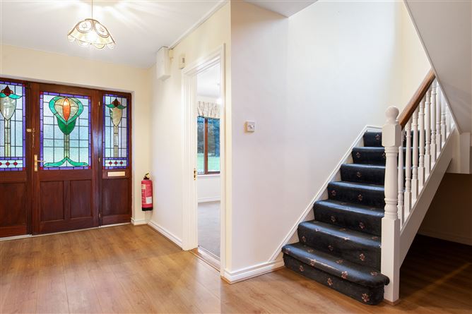 24 Shrewsbury Wood, Cabinteely, Dublin 18