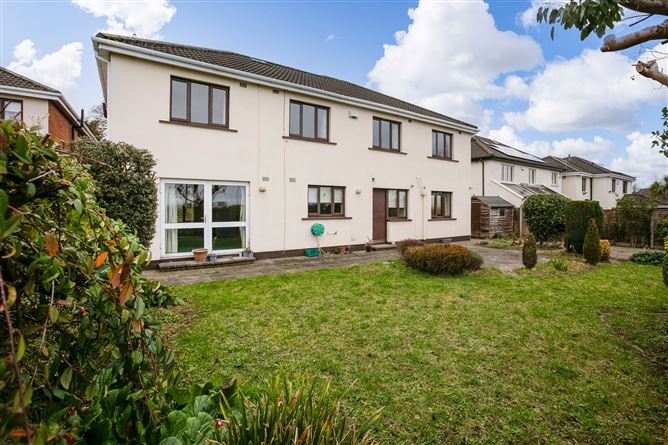24 Shrewsbury Wood, Cabinteely, Dublin 18