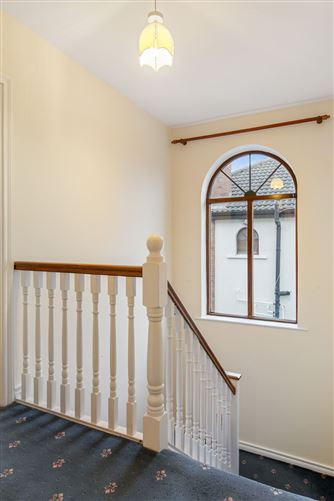 24 Shrewsbury Wood, Cabinteely, Dublin 18
