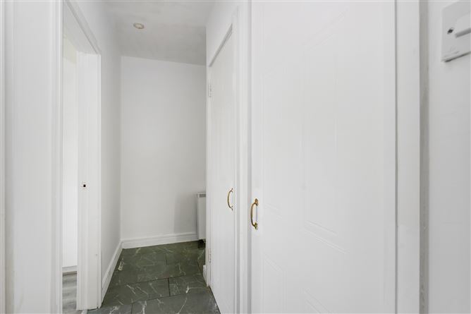 36 Marlfield Lawn, Kiltipper, Dublin 24