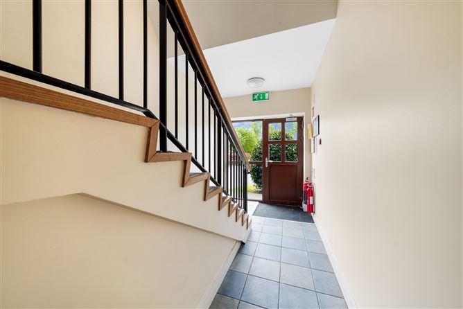 36 Marlfield Lawn, Kiltipper, Dublin 24