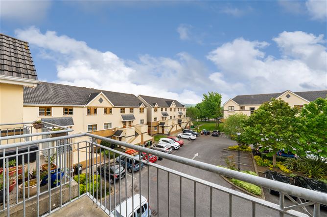 36 Marlfield Lawn, Kiltipper, Dublin 24