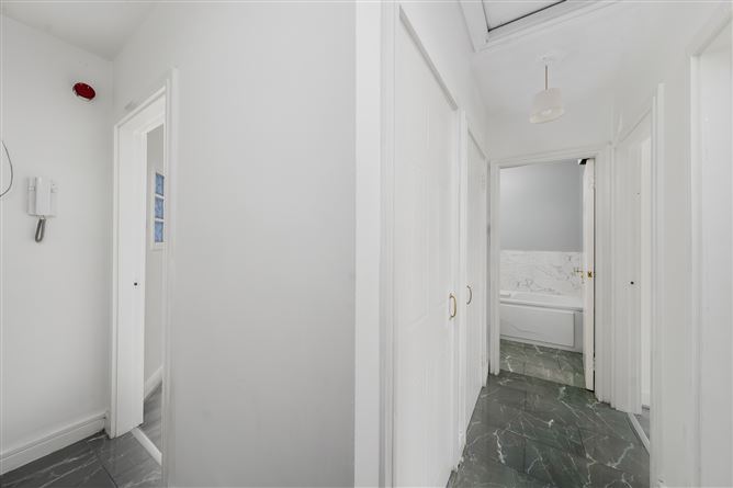 36 Marlfield Lawn, Kiltipper, Dublin 24