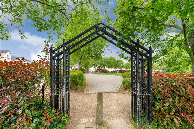 36 Marlfield Lawn, Kiltipper, Dublin 24