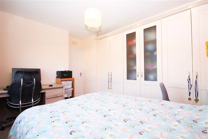 31 Tymon Crescent, Oldbawn, Dublin 24