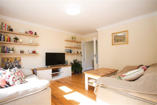 31 Tymon Crescent, Oldbawn, Dublin 24