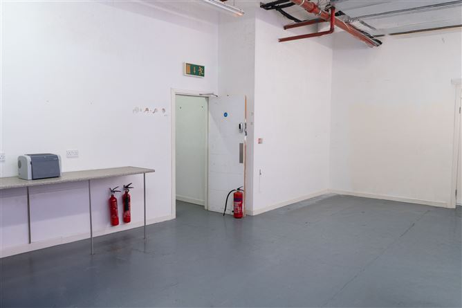 Retail Units To Let, Laurence Town Centre, Drogheda, Louth