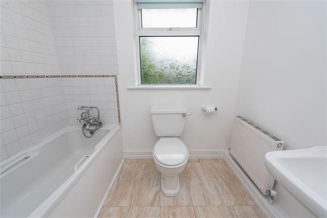 8 Central Park Avenue, Clane, Co. Kildare