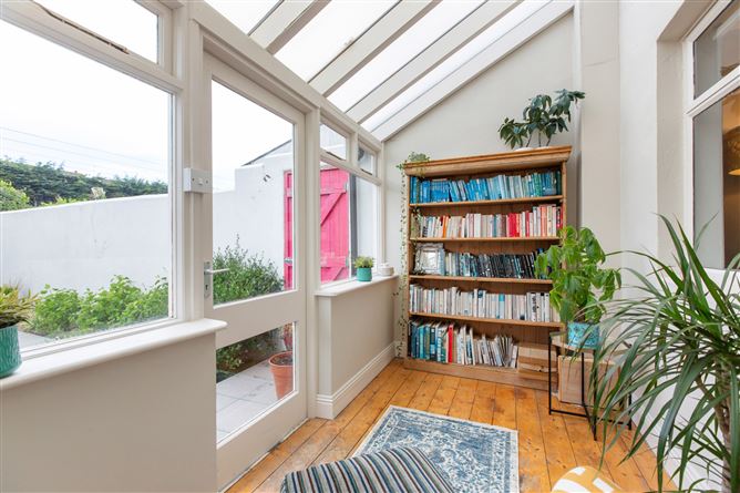 Photo 20 of 23 — 102 Wilfield Road, Sandymount, Dublin 4
