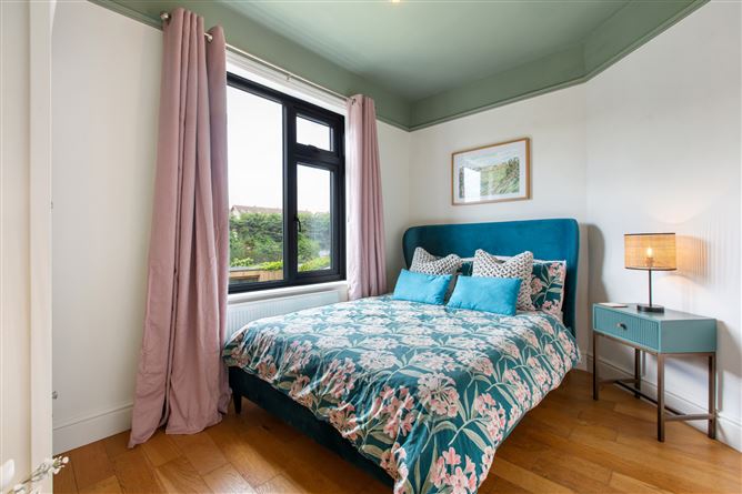 Photo 11 of 23 — 102 Wilfield Road, Sandymount, Dublin 4