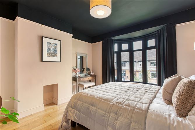 Photo 12 of 23 — 102 Wilfield Road, Sandymount, Dublin 4