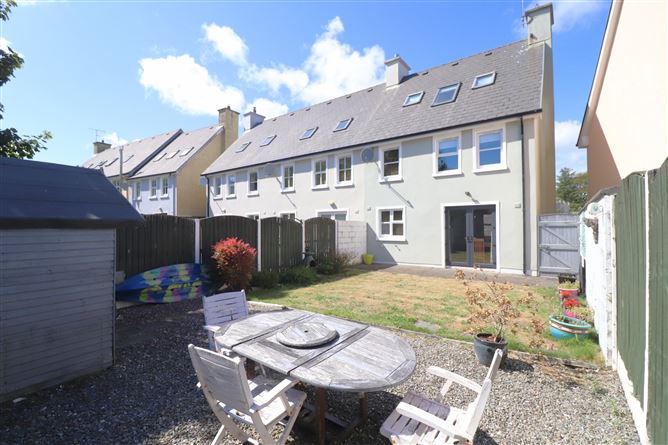 22 The Lawn, Castletownshend, West Cork