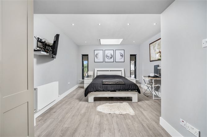 Photo 12 of 22 — 23 Glenaulin Green, Palmerstown, Dublin 20
