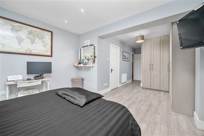 Photo 11 of 22 — 23 Glenaulin Green, Palmerstown, Dublin 20