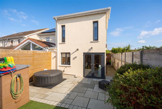 Photo 21 of 22 — 23 Glenaulin Green, Palmerstown, Dublin 20