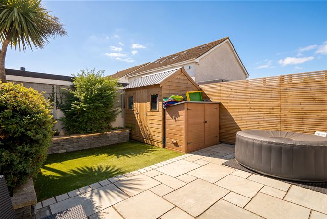 Photo 20 of 22 — 23 Glenaulin Green, Palmerstown, Dublin 20