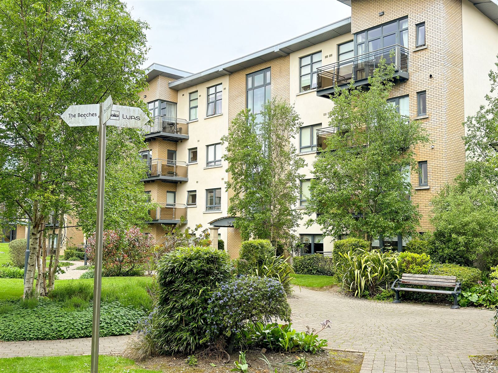 Photo 1 of 19 — 9 The Sycamore, Elmfield, Leopardstown, Dublin 18