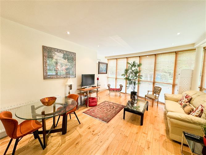 9 The Sycamore, Elmfield, Leopardstown, Dublin 18