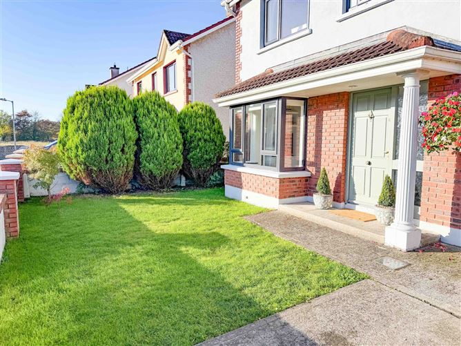 Photo 2 of 30 — 9 Carraig Duin, Thurles, Co. Tipperary