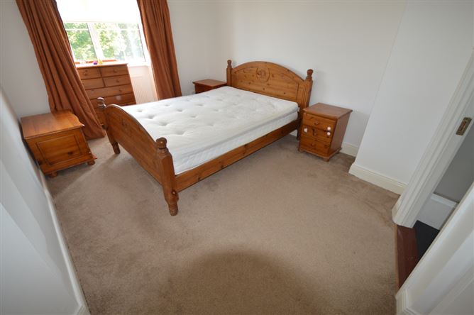 12 Esker Meadow Court, Lucan, Dublin
