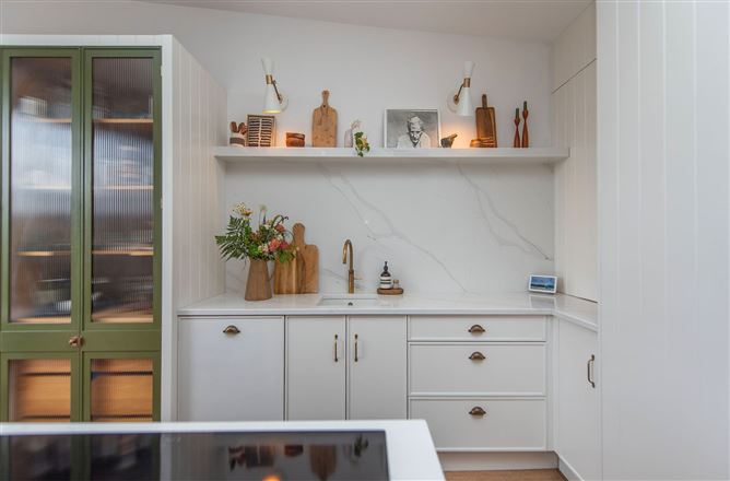 186 Upper Salthill, Salthill, Galway City