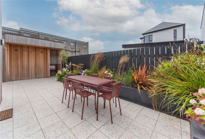 186 Upper Salthill, Salthill, Galway City