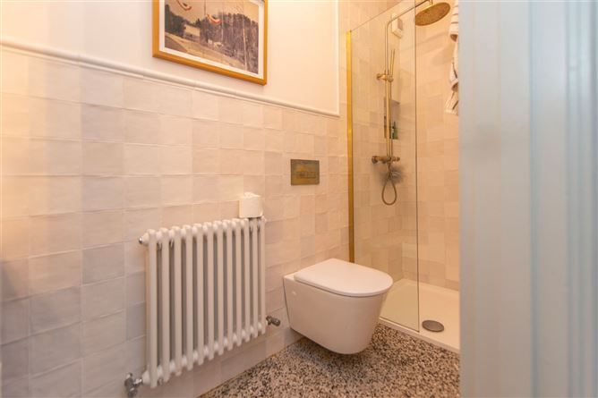 186 Upper Salthill, Salthill, Galway City