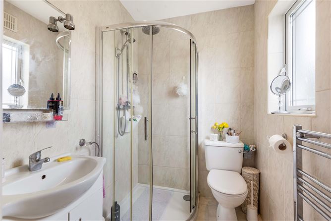 128 Oak Crescent, Bailis Downs, Navan, Co. Meath