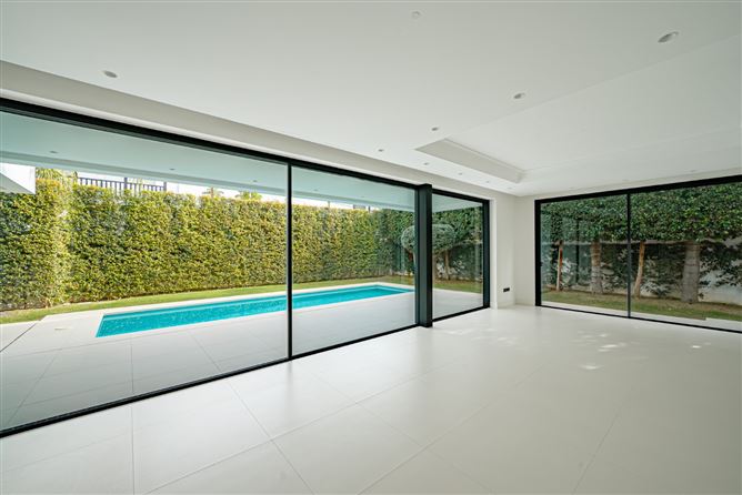{name:Malaga, codeiso:MA}, Marbella, Marbella Golden Mile, Rio Verde, Spain - COSTA-01197P