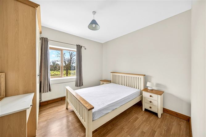 41 Mac Oisin Place, Dromod, Co. Leitrim