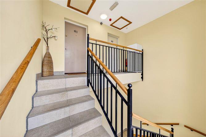 41 Mac Oisin Place, Dromod, Co. Leitrim