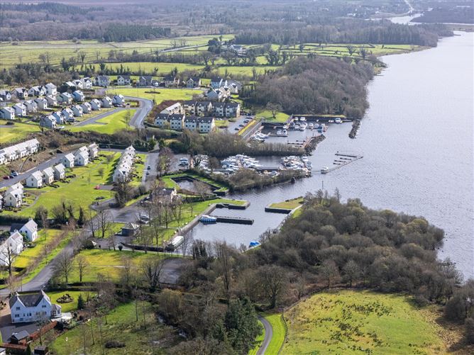 41 Mac Oisin Place, Dromod, Co. Leitrim