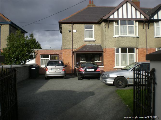 82 Kimmage Road West, Kimmage,  Dublin 6W