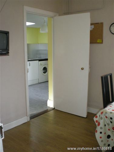 82 Kimmage Road West, Kimmage,  Dublin 6W