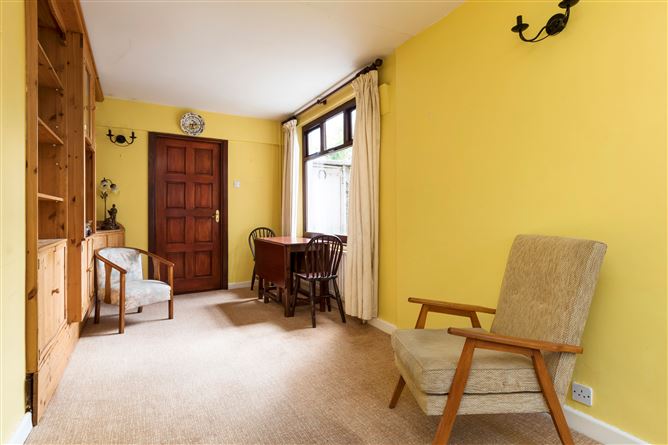 41 Lavarna Grove, Terenure, Dublin 6W