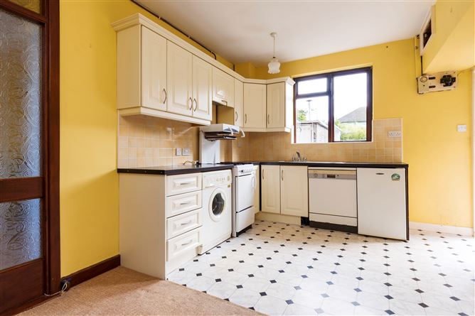 41 Lavarna Grove, Terenure, Dublin 6W