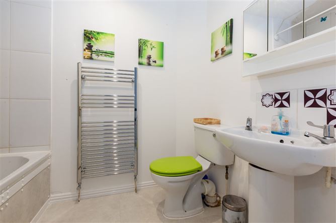 8 Willsborough Apartments, Clonshaugh Road, Dublin 17