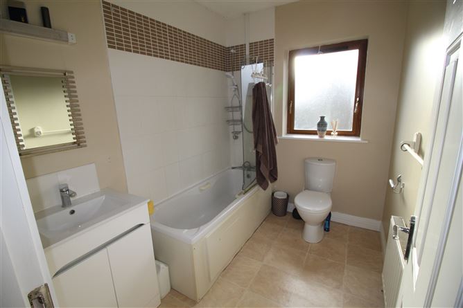 16 Bective Park, Bective Lodge, Kilmessan, Kilmessan, Meath