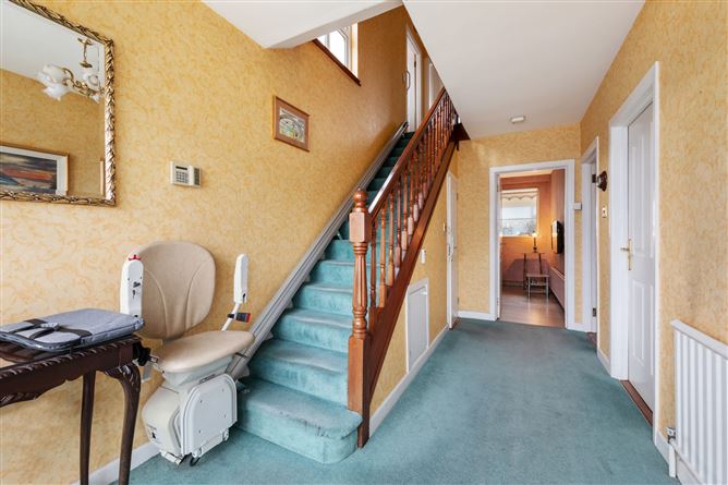 25 Fairbrook Lawn, Rathfarnham, Dublin 14