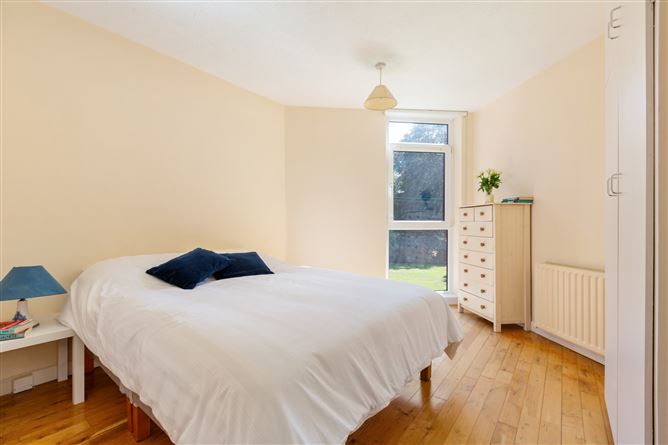 16 Grosvenor House, Grosvenor Terrace, Monkstown, Co. Dublin