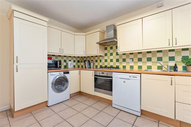 16 Grosvenor House, Grosvenor Terrace, Monkstown, Co. Dublin