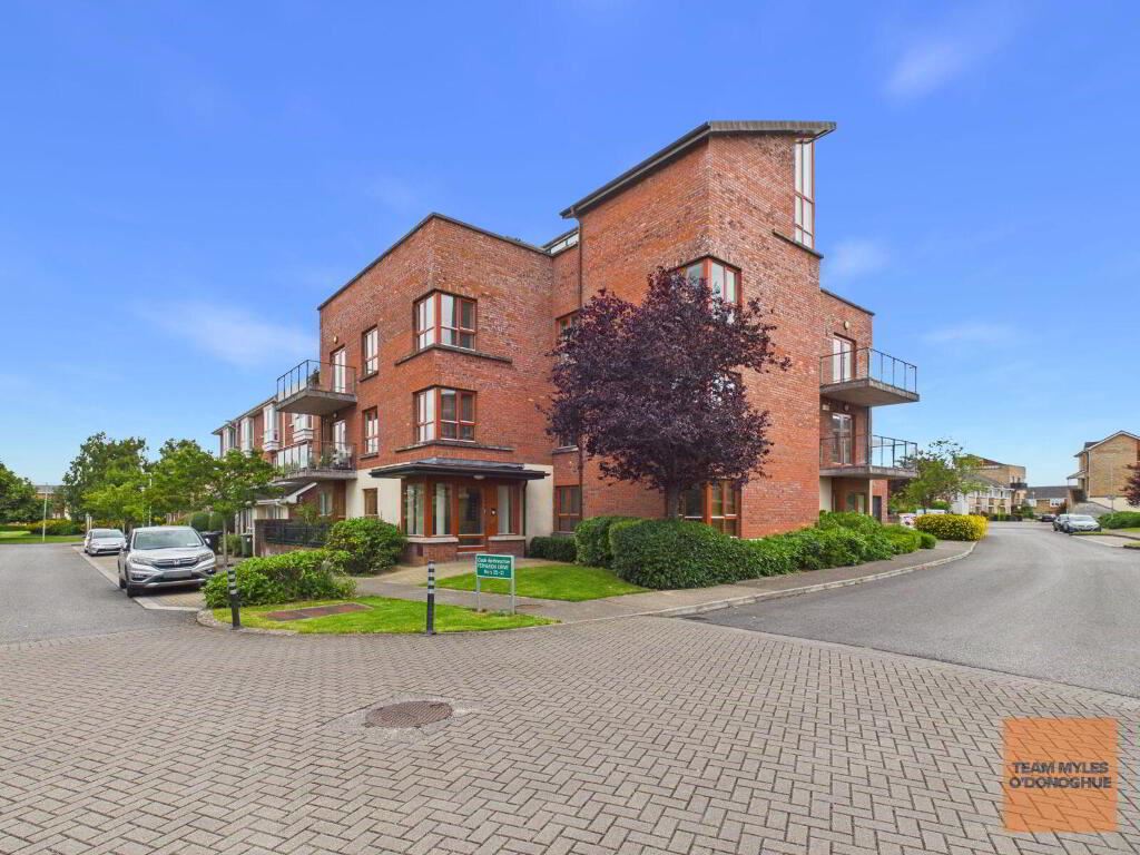 Apartment E, 25 Fernleigh Drive, Carpenterstown, Dublin