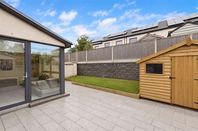 16 The Avenue, Carrickmines, Dublin 18