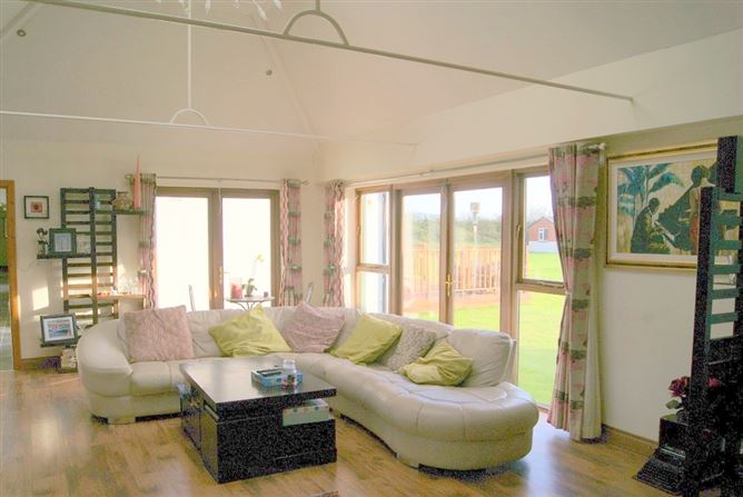 Sanur, Piercestown, Wexford