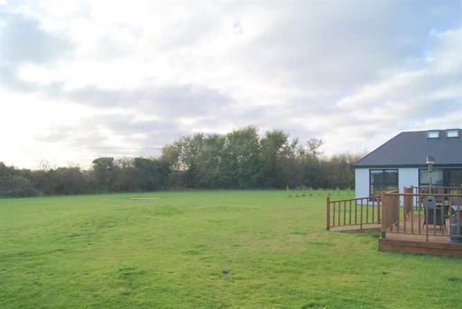 Sanur, Piercestown, Wexford