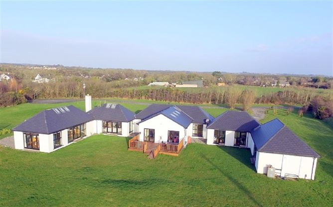 Sanur, Piercestown, Wexford