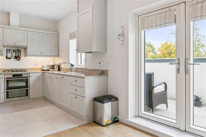 54 Woodbank, Shankill, Dublin 18
