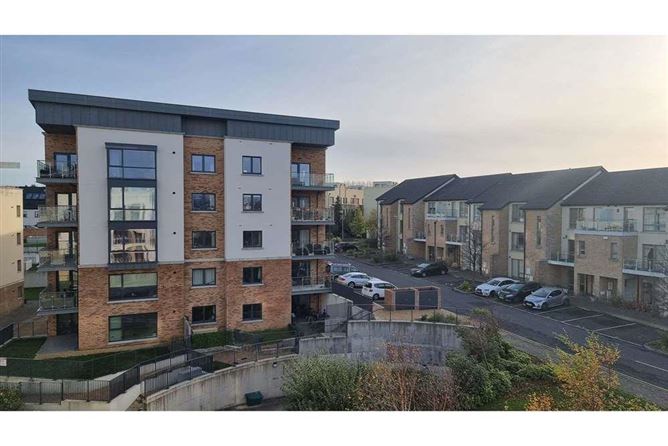 16 Oak House, Carrickmines Green, Carrickmines, Dublin 18
