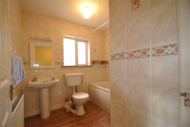 Ballyhall, Roscrea, Co.Tipperary